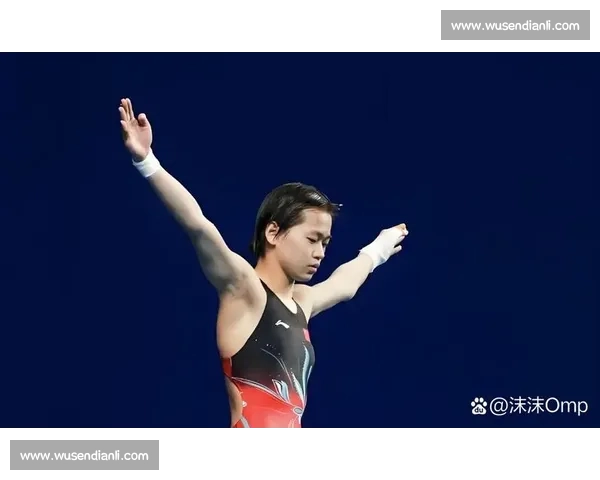 全红婵 10 米台卫冕!国歌奏响瞬间,少女眼含热泪感动世界 全红婵 10 米台卫冕!国歌奏响瞬间,少女眼含热泪感动世界