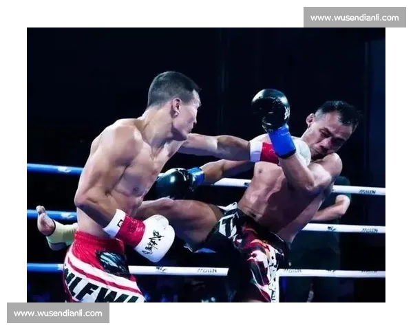 勒德斯拉与邱建良激战赛场谁将拔得头筹角逐拳坛荣誉