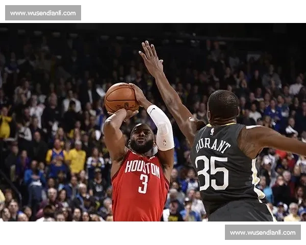 火箭对决勇士焦点之战直播解析赛场瞬间与胜负悬念全程回顾与战术看点